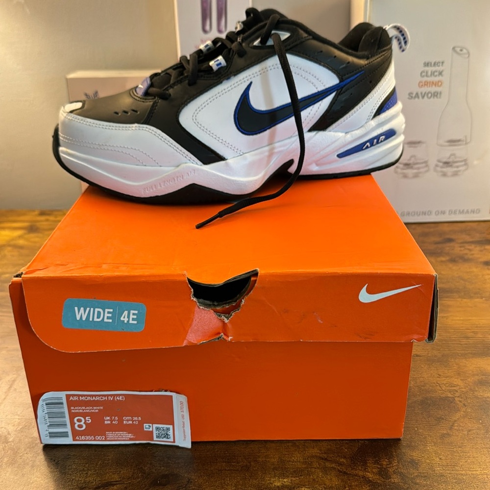 Air monarch